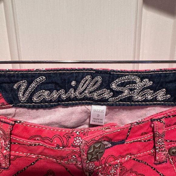 Vanilla Star Red Bandana Lace Sides Juniors Jean Shorts Size 9 - Picture 2 of 4